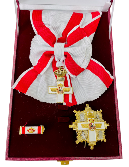 Gran Cruz del Mérito Aeronáutico distintivo blanco con banda - venera + Pasador