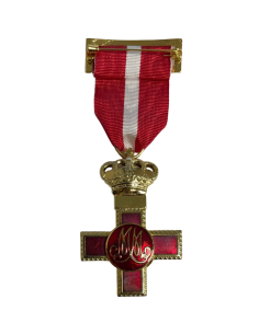 Cruz del Mérito Militar con distintivo rojo 2