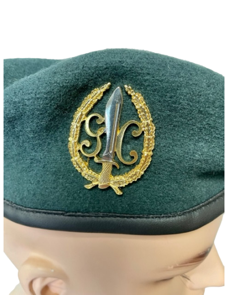 Boina verde de campaña de la Guardia Civil 