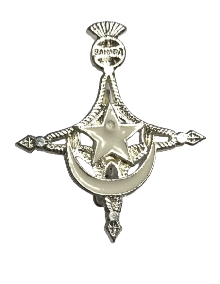 Emblema Sahara Plateado con imperdible