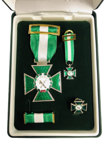 Conjunto Completo Medalla Mérito Guardia Civil Distintivo Blanco 