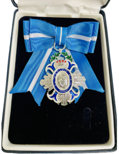 Lazo Dama Al Merito Civil Oficial Cruz Plata con estuche de lujo