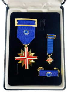 Conjunto completo Medalla Excombatiente Europeo