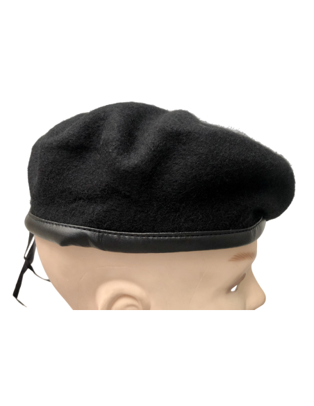 Boina negra sin emblema