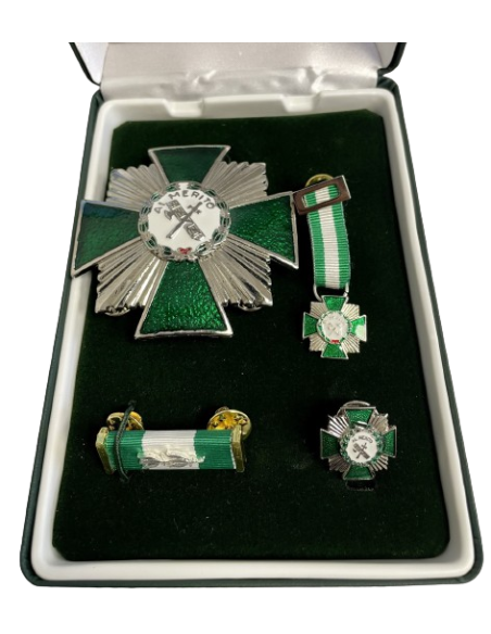 Conjunto Cruz de Plata al Mérito Guardia Civil