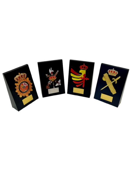 Personaliza tu Cuña de Madera escudo Metacrilato