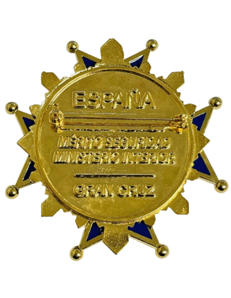 Gran Cruz Oro al Mérito a la Seguridad del Ministerio del Interior
