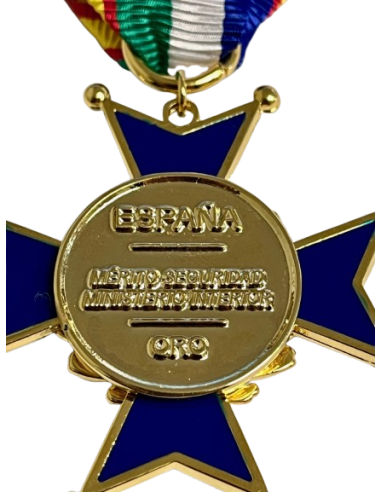 Conjunto Cruz de Oro al Mérito a la Seguridad...