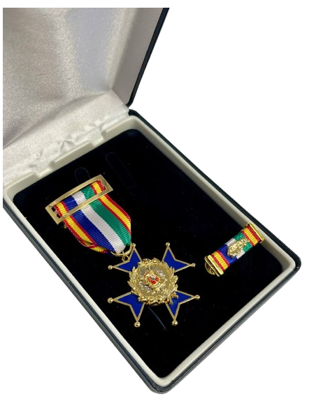 Conjunto Cruz de Oro al Mérito a la Seguridad del Ministerio del Interior